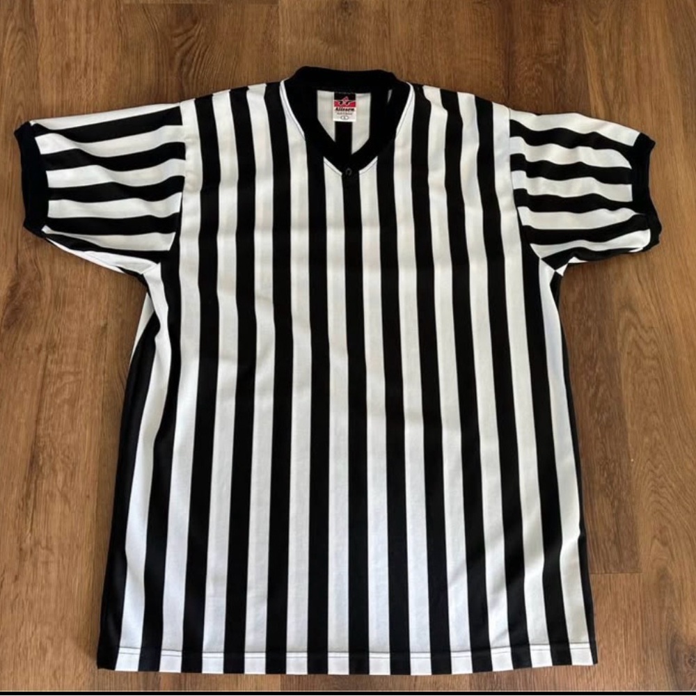 Classic Black & White Striped Referee Jersey Shirt Size Large